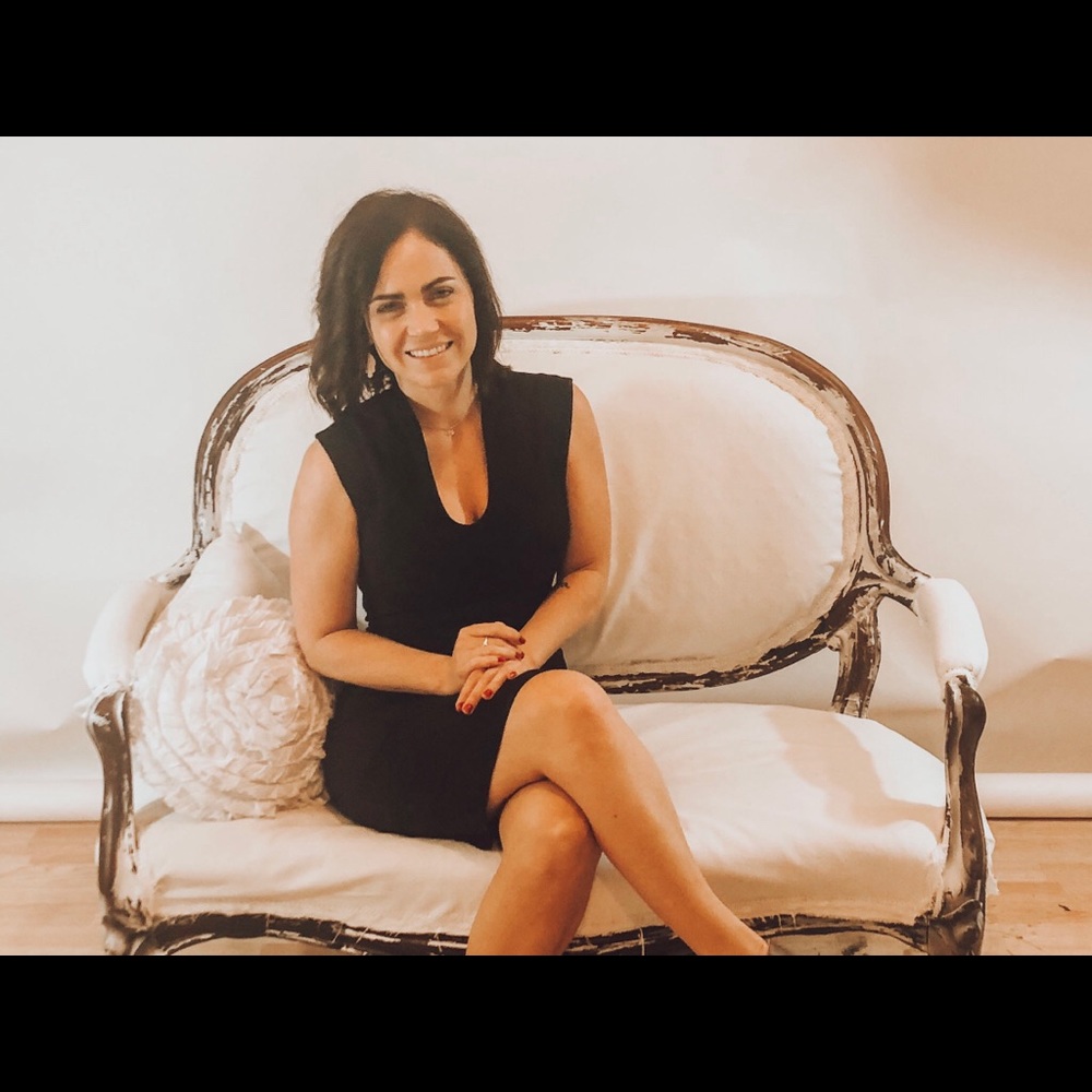 Meet your Posher, Whitney